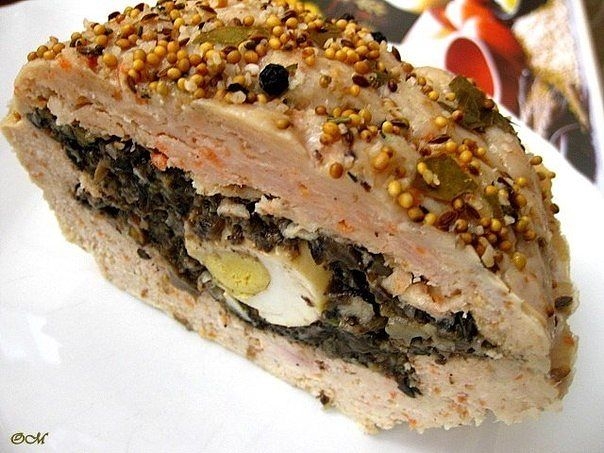 "Фальшивый заяц"(мясной хлебец с лесными грибами и яйцом)