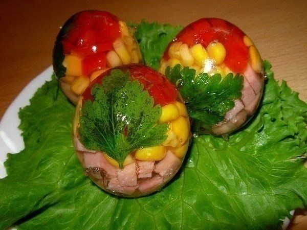 Заливные яйца =)