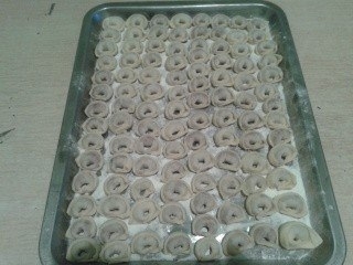 Очень быстрый способ лепки пельменей (ручной) Очень быстрый способ лепки пельменей (ручной)