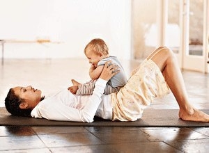 УПРАЖНЕНИЯ ДЛЯ МАМЫ ВМЕСТЕ С МАЛЫШОМ