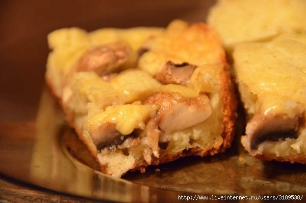 Простой грибной пирог