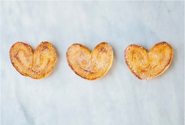 Слоеные ушки по самому простому рецепту из 6 ингредиентов