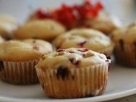 МАФФИНЫ С БАНАНАМИ И ЯГОДАМИ