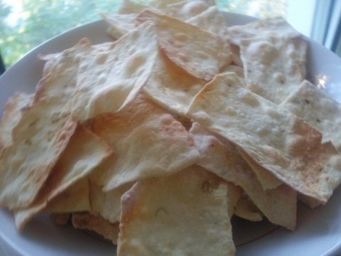 Крекеры с оливками и розмарином