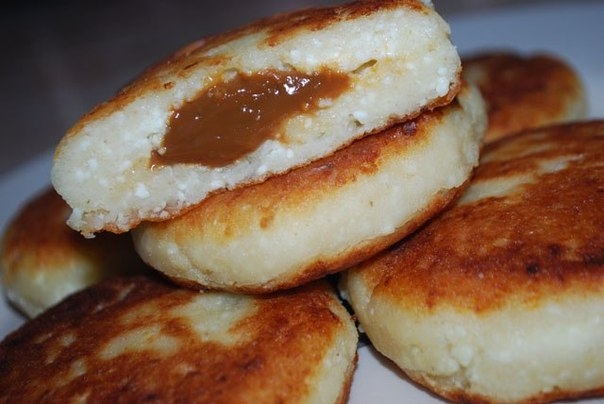 СЫРНИКИ ВАРЕНЫЕ