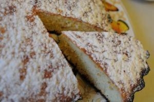 Простой вариант, как сделать манник на кефире без муки Простой вариант, как сделать манник на кефире без муки