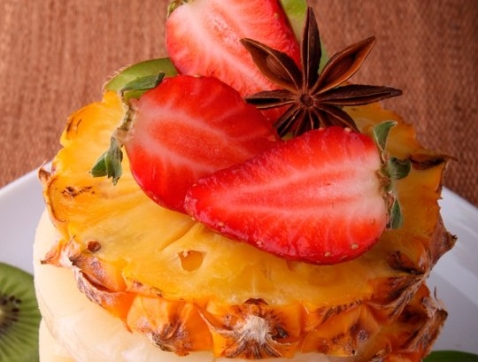 Ананас по-гавайски