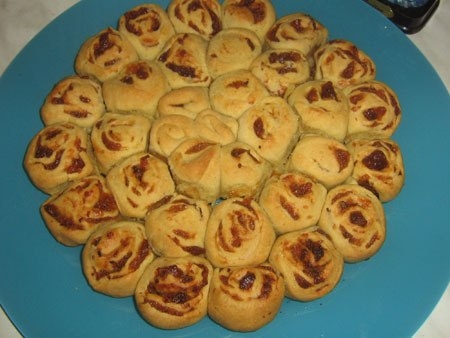 Рулетики с повидлом