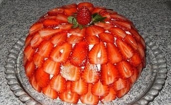 Торт Клубничная полянка