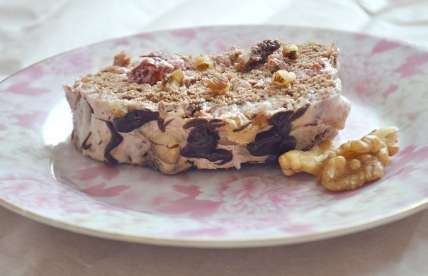 Шоколадный торт-рулет "Панчо" Шоколадный торт-рулет "Панчо"