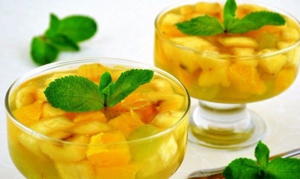 ФРУКТЫ В ЧАЙНОМ ЖЕЛЕ