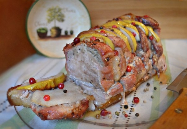 Приготовьте по этому рецепту аппетитное горячее блюдо – свинина, запеченная с яблоками, получается п Приготовьте по этому рецепту аппетитное горячее блюдо – свинина, запеченная с яблоками, получается п