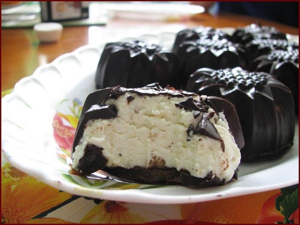 ДОМАШНИЙ ГЛАЗИРОВАННЫЙ В ШОКОЛАДЕ СЫРОК - МАГАЗИННЫЙ ОТДЫХАЕТ))) ДОМАШНИЙ ГЛАЗИРОВАННЫЙ В ШОКОЛАДЕ СЫРОК - МАГАЗИННЫЙ ОТДЫХАЕТ)))