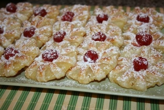 Ананасовые хризантемы. Ананасовые хризантемы.