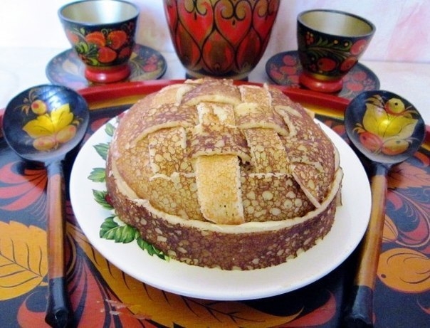 Закусочный блинный торт «Шкатулка» Закусочный блинный торт «Шкатулка»