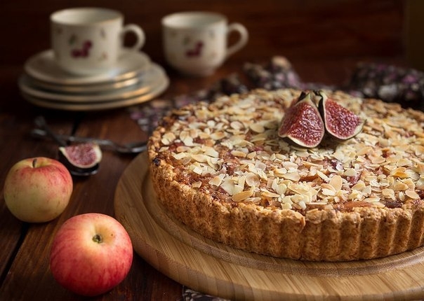 Инжирно-яблочный тарт Инжирно-яблочный тарт