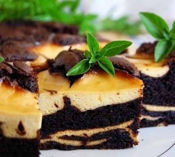 5) Шоколадно-банановый торт "Сюрреалист"