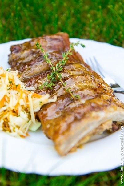 Свиные ребрышки в медовой глазури. Свиные ребрышки в медовой глазури.