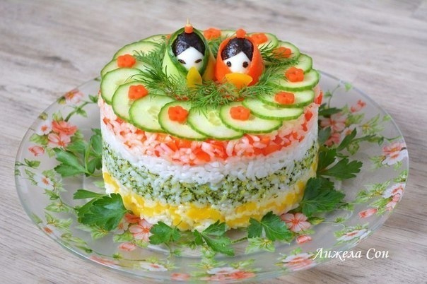 Рисовый салат-торт