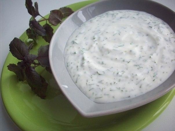 Укропно-йогуртовый соус для рыбы.