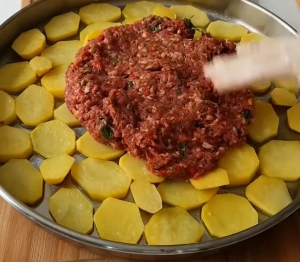 ФАРШ ПО — ФРАНЦУЗСКИ