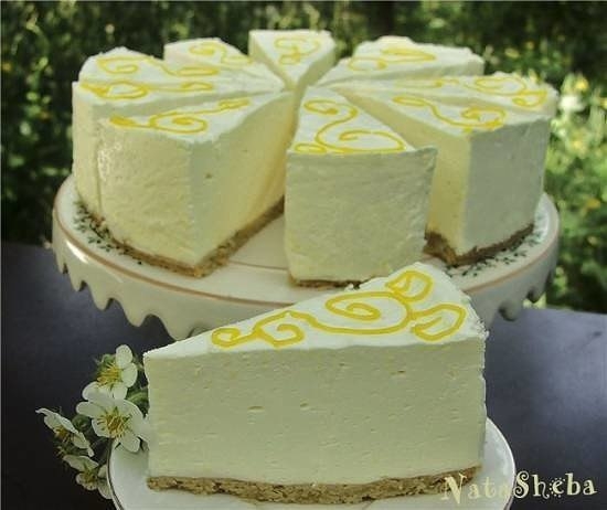 Шифоновый лимонный торт-суфле из кинофильма "Полночь в Париже"