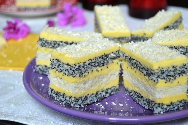 Вкуснейшие пирожные с маком и ванильным кремом. Идеальное сочетание!