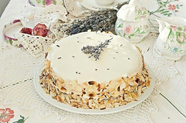 ☆☆☆Бисквит с лавандой и абрикосовым джемом☆☆☆