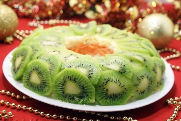 Салат «Новогодняя экзотика»