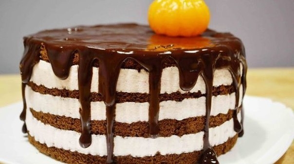 Очень вкусный шоколадный торт с йогуртовым кремом