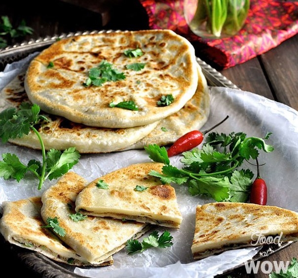 ИНДИЙСКАЯ КАРТОФЕЛЬНАЯ ЛЕПЕШКА С НАЧИНКОЙ