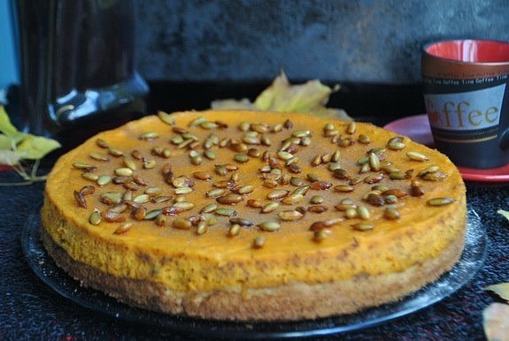 Тыквенно-кремовый торт на ореховом корже Тыквенно-кремовый торт на ореховом корже