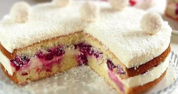 Обалденный торт «Вишневый шик» с кокосом