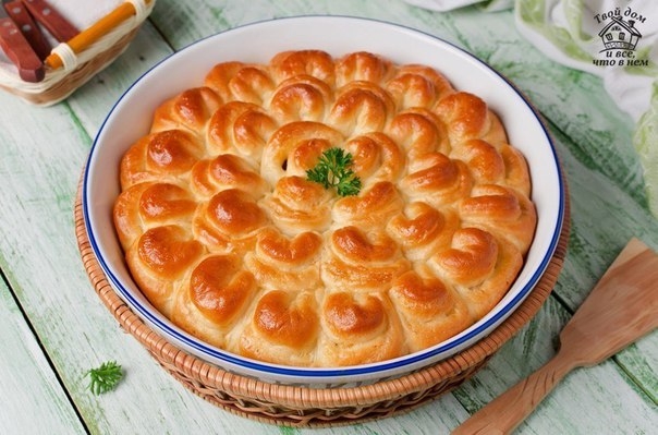 Пирог с мясом "Хризантема".