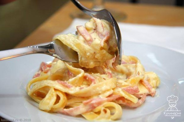 ПАСТА ПОД СЫРНО-СЛИВОЧНЫМ СОУСОМ В МУЛЬТИВАРКЕ!