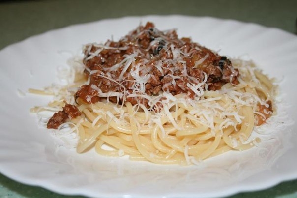 На ужин сегодня Спагетти Болоньезе