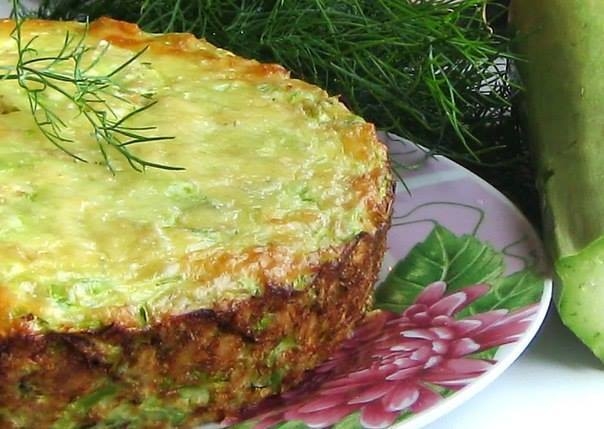 Диетическая кабачковая запеканка с творогом