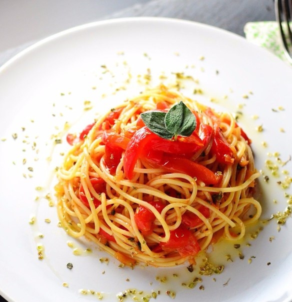 Паста с перцем и орегано