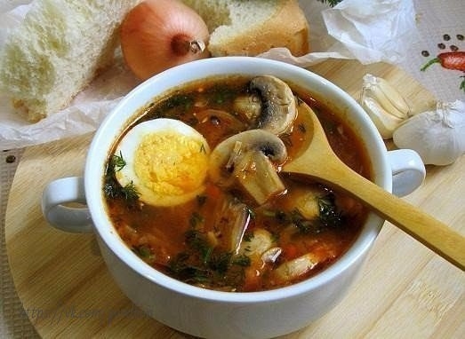 Наваристый суп с шампиньонами Наваристый суп с шампиньонами