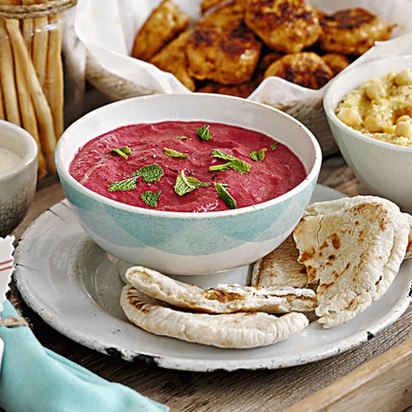 Быстрый свекольный соус-дип Быстрый свекольный соус-дип