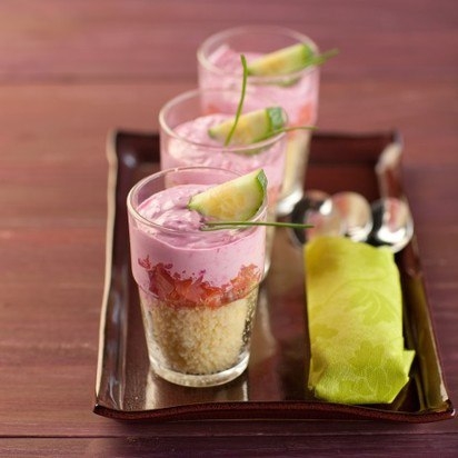 Веррины с семгой и свекольным соусом Веррины с семгой и свекольным соусом