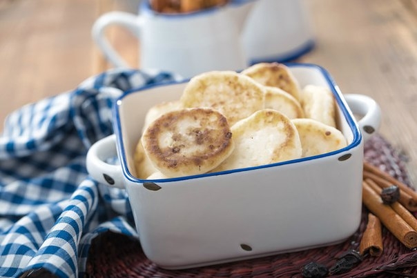 СЫРНИКИ ИЗ ТВОРОГА НА ПАРУ