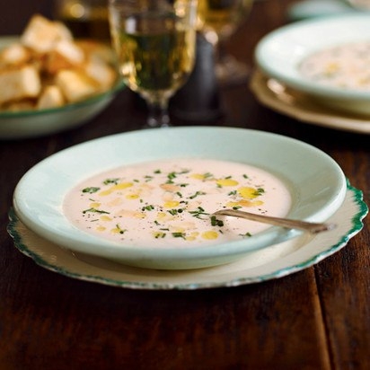 Миндальный суп с чесноком