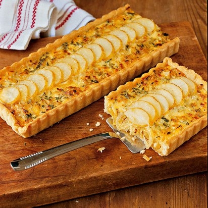 Луковый пирог с картофелем