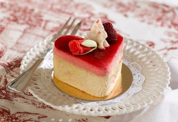 Пирожные «Птичье молоко» Пирожные «Птичье молоко»