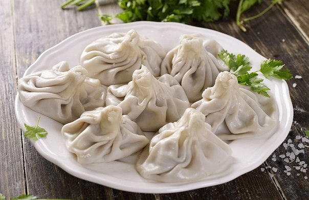 Хинкали с бараниной и говядиной Хинкали с бараниной и говядиной