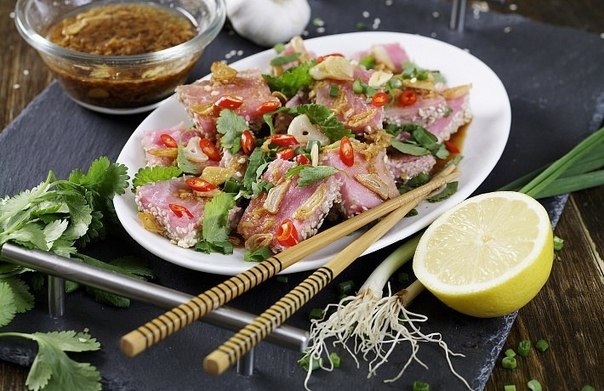 Тунец по-азиатски Тунец по-азиатски