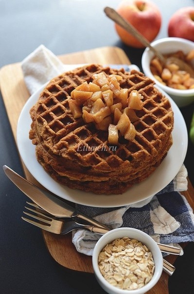 Вафли с яблоками Вафли с яблоками