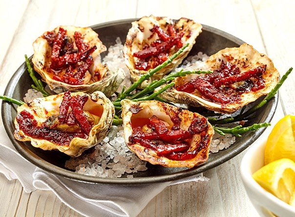 Запеченные устрицы "Вспышка страсти" Запеченные устрицы "Вспышка страсти"