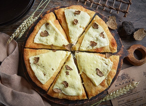 хачапури с черным трюфелем хачапури с черным трюфелем